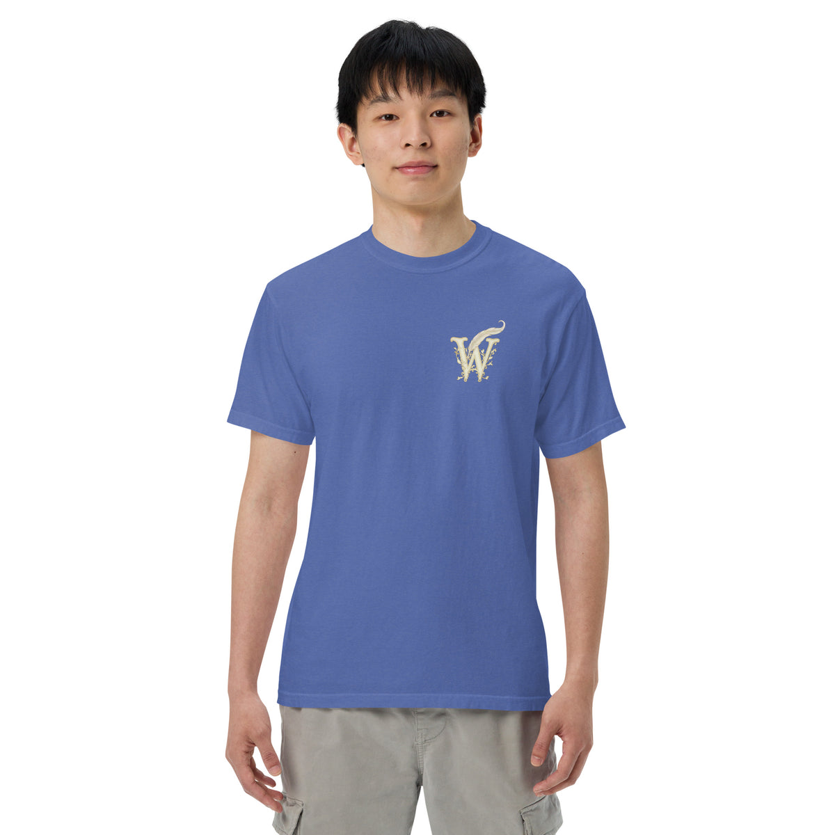 Front of Wordwhispers book lover T-shirt with a decorative W monogram on the left chest in mystic blue